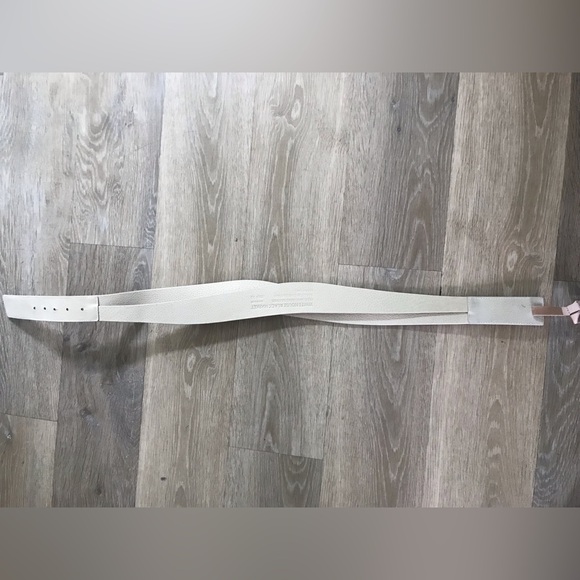 White House Black Market Leather Belt - Picture 8 of 10